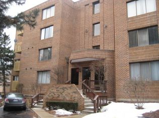 6421 Pershing Rd #2-101, Stickney, IL 60402