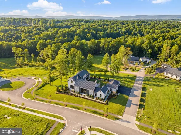 1 Foxtrot Knoll Ln, Middleburg, VA 20117