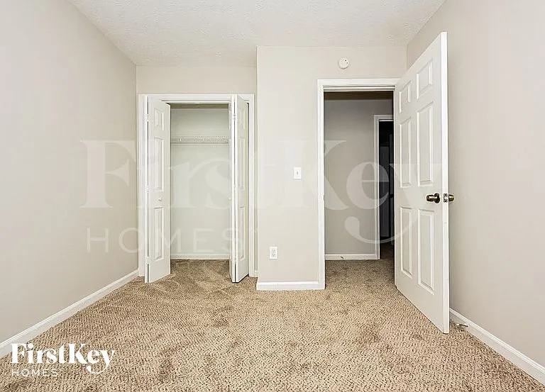 1247 Mountain Dr NE — Photo 10