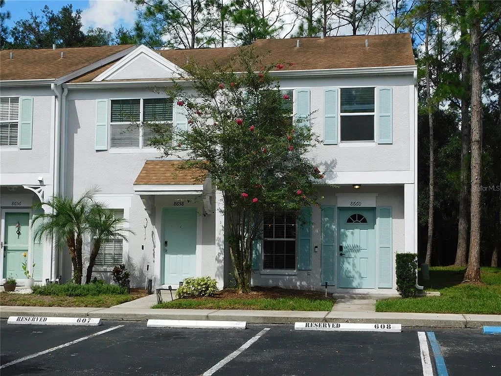 2 bed, 2.5 bath, 1184 sqft, $1,900 — Photo 1