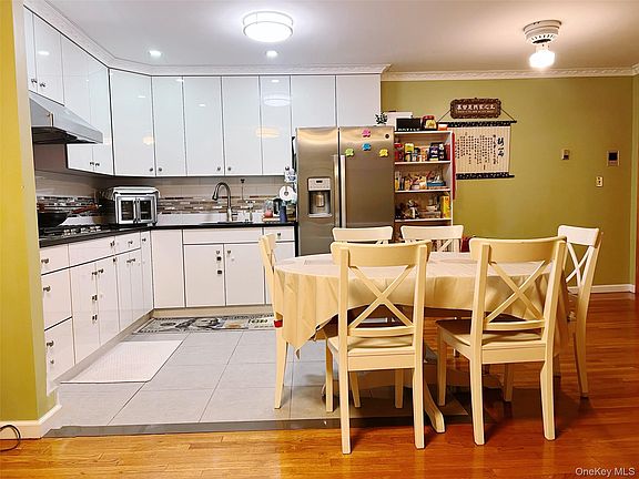 4th image of 122-11 26th Avenue