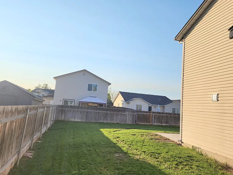 2517 Rankin Ct — Photo 37