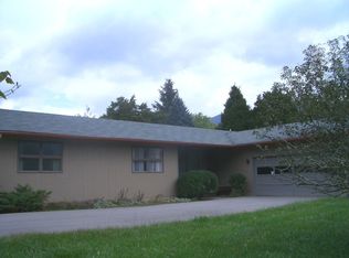 1161 Arrington Rd, Blacksburg, VA 24060