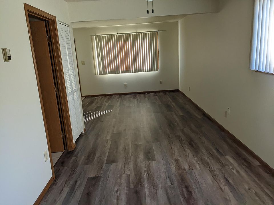 1st image of 3716 W 73rd Pl