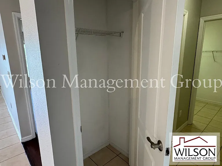 4944 Waterside Pointe Cir — Photo 10