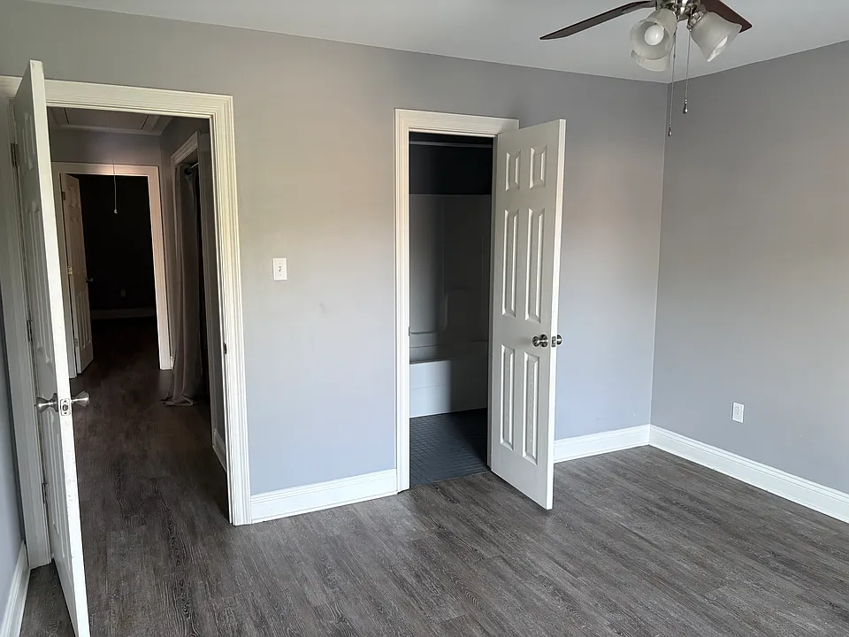 275 Jolie Oaks Blvd