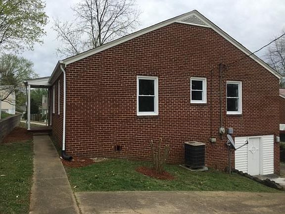 3rd image of 522 Fulton Ave