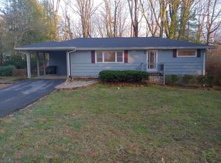 1014 Signal Rd, Signal Mountain, TN 37377