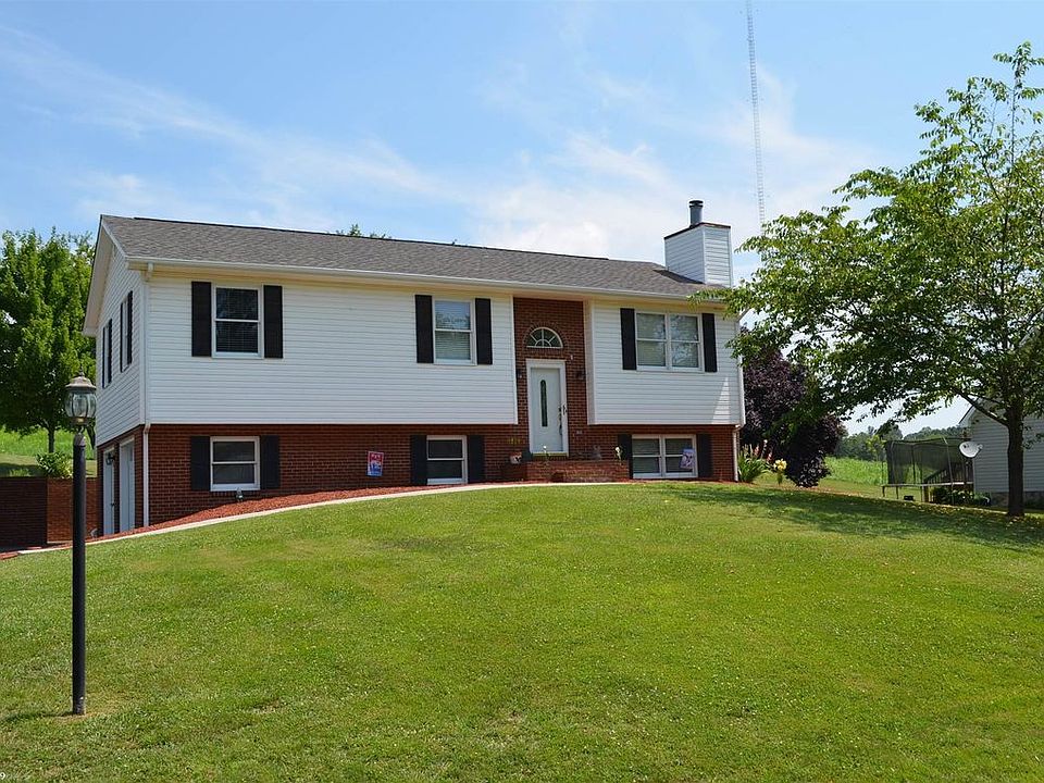 1st image of 40 Cullen Ct