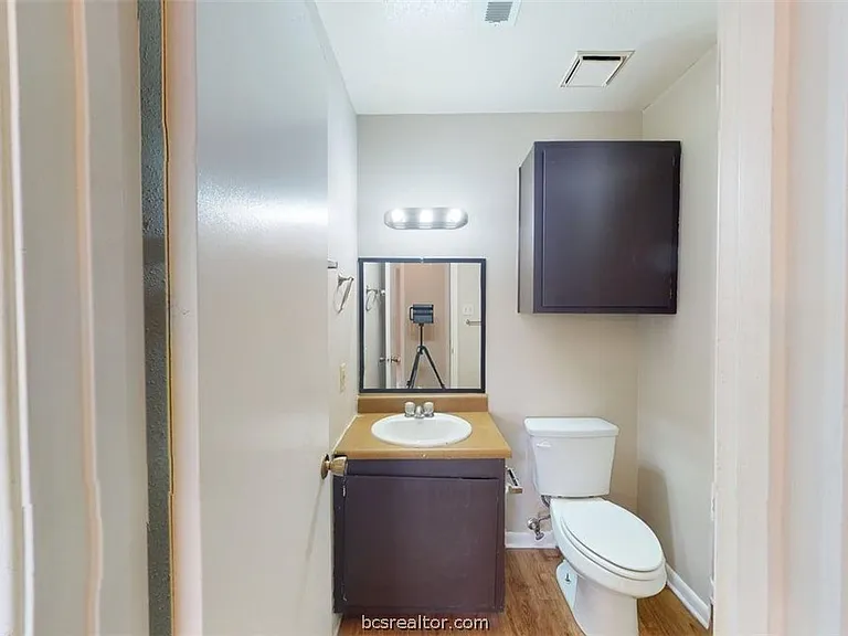 2807 Longmire Dr #B — Photo 10