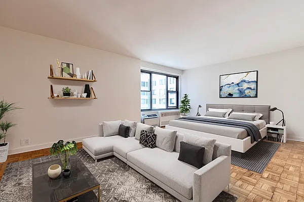 Rented by Manhattan Realty Group | media 9