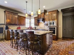 13623 Kings Court Ave, Baton Rouge, LA 70810