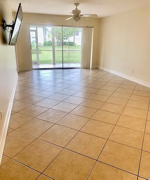 729 Landover Ct #103 — Photo 3