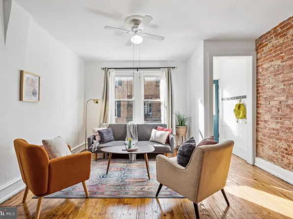 2227 S Hicks St, Philadelphia, PA 19145