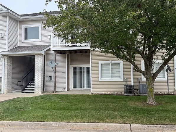 8601 Westown Pkwy Unit 19105, West Des Moines, IA 50266