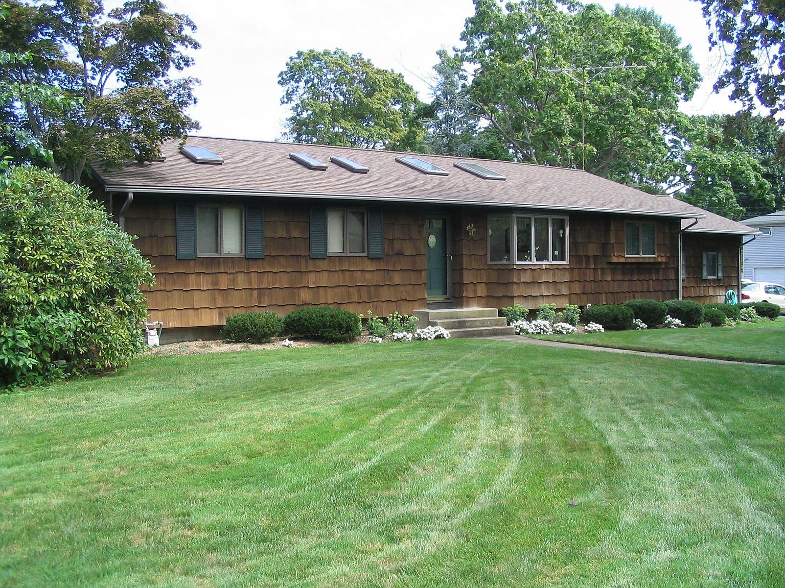 821 Walnut Ave, Bohemia, NY 11716 Zillow