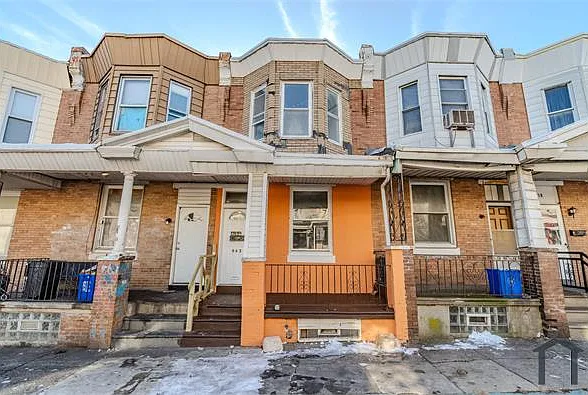 862 E Cornwall St — Photo 18