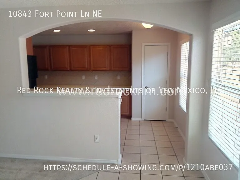 10843 Fort Point Ln NE — Photo 4