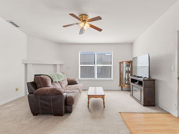 4th image of 800 Trout Creek Drive