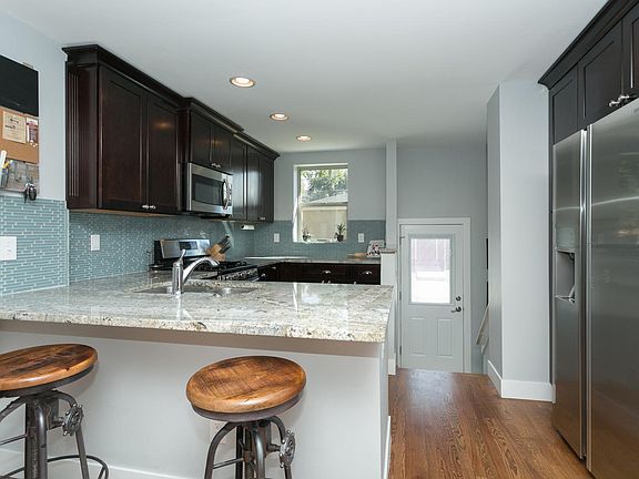 5th image of 3414 N Saint Paul St