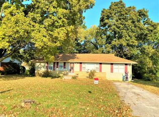 403 Highland Dr, Clinton, TN 37716