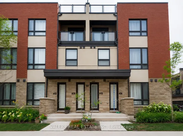 20 Woodstream Dr #15, Toronto, ON M9W 0G1