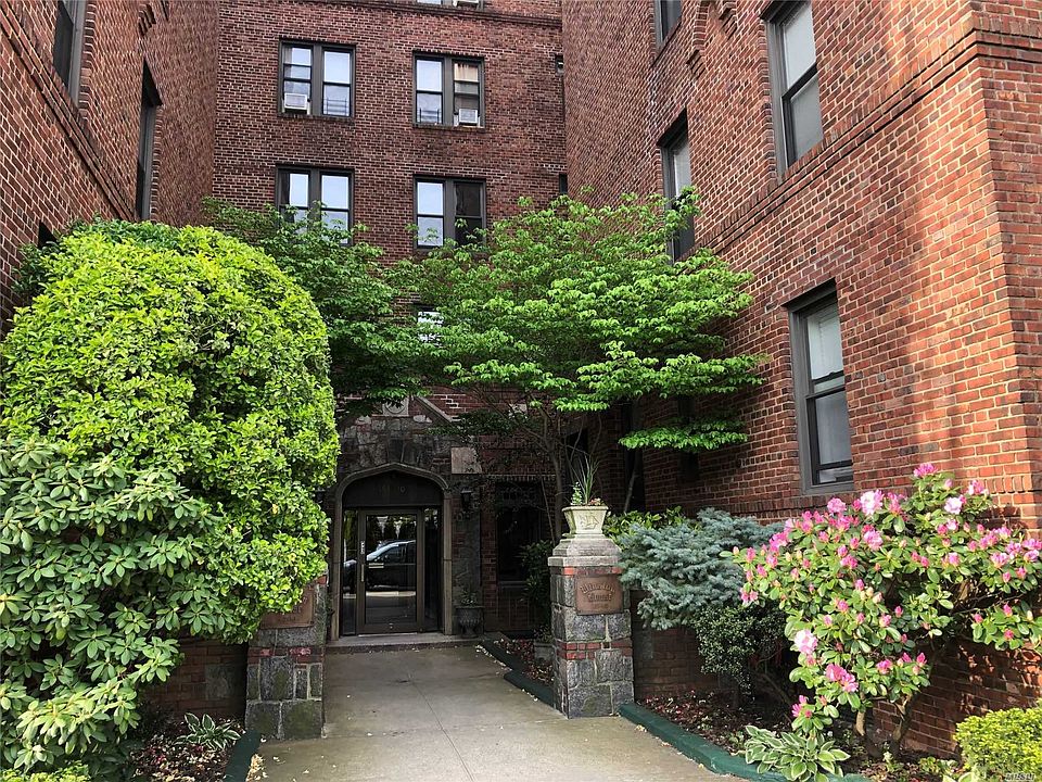 1st image of 167-10 Crocheron Ave #1R