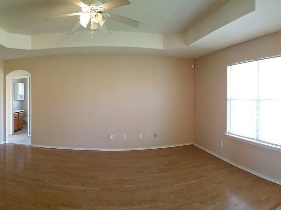 4th image of 2305 El Dorado Dr