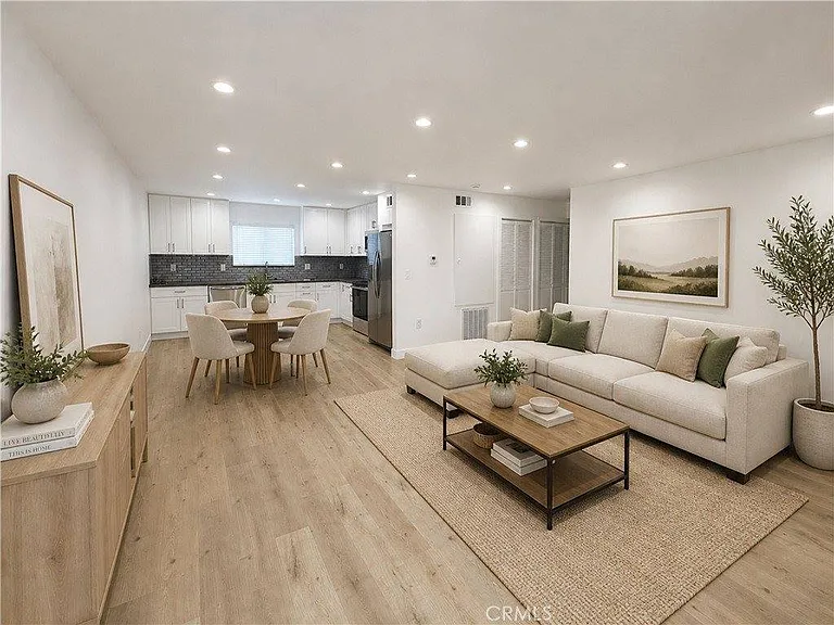 6709 Denny Ave — Photo 1