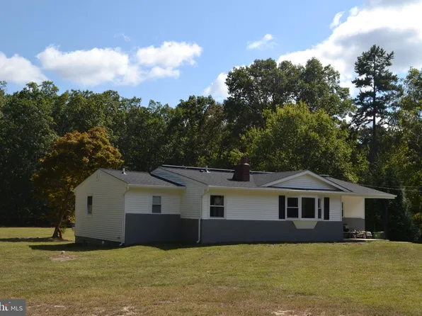 4262 W Malaga Rd, Franklinville, NJ 08322