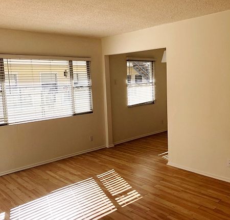 3rd image of 1439 S Saltair Ave APT 3
