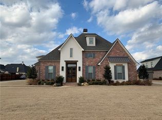 632 Silkwood Dr, Benton, LA 71006