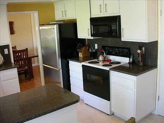 5th image of 852 Madeira Dr