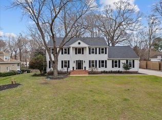 1256 Alanton Dr, Virginia Beach, VA 23454