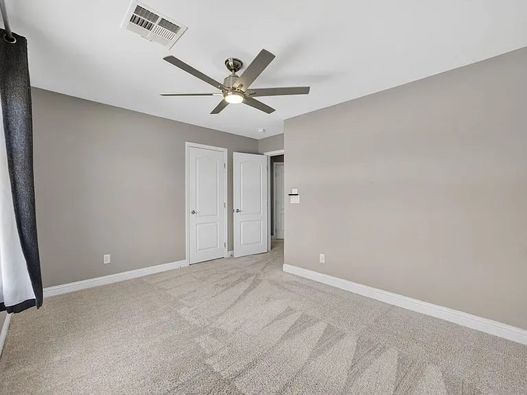9610 Twin Rivers Ct — Photo 39