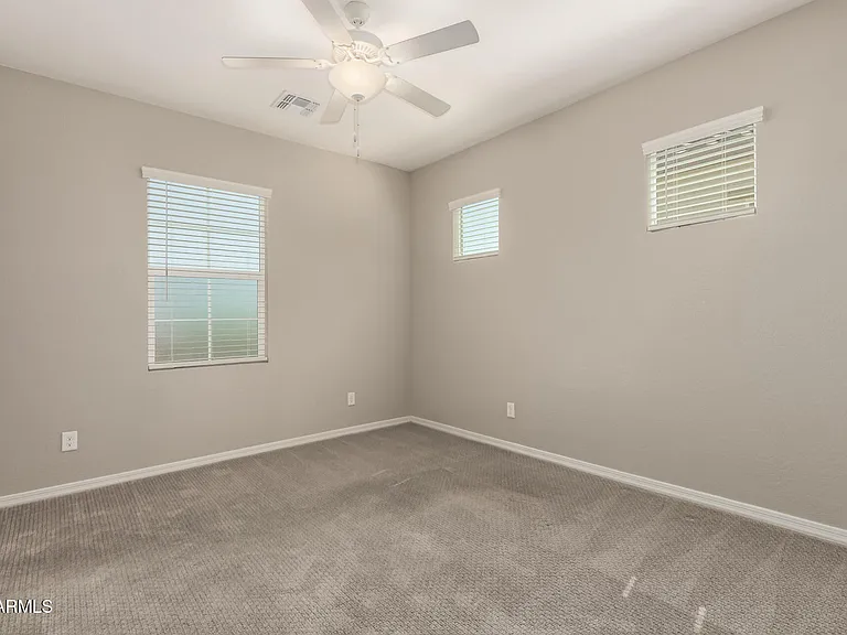 1535 E Dublin St — Photo 22