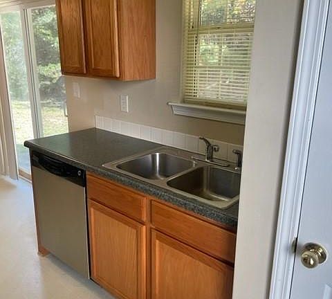 4th image of 2043 Tea Berry Ct