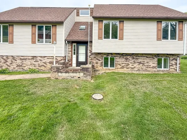 308 Diane Dr, Rural Valley, PA 16249
