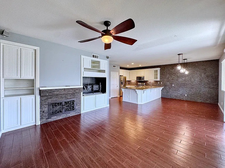 7096 Misty Mdw — Photo 10