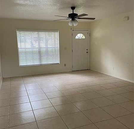 4th image of 653 Orange St