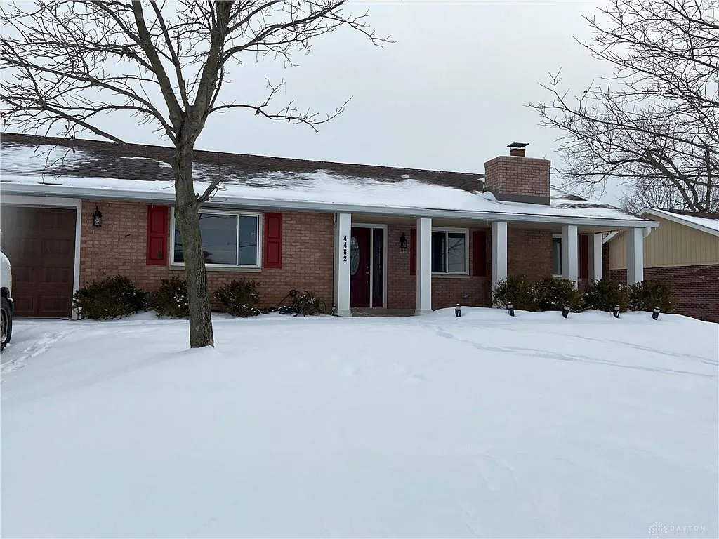 4482 Berquist Dr photo 1