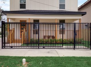 204 Drennan St #B, Houston, TX 77003