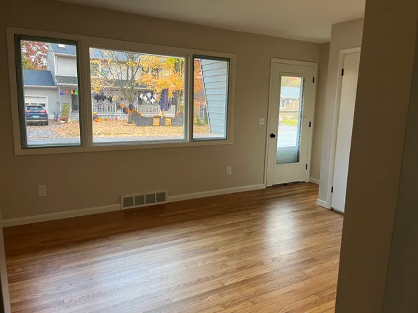 9 Duval St #9, South Burlington, VT 05403