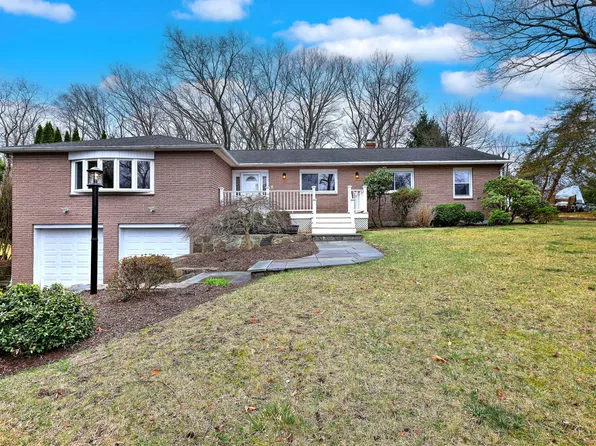 56 Maple Lane, Shelton, CT 06484