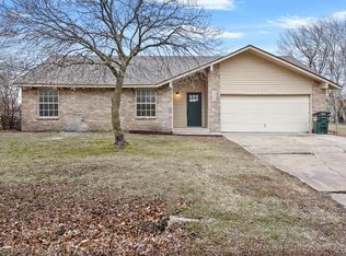 9403 E 114th St N, Owasso, OK 74055