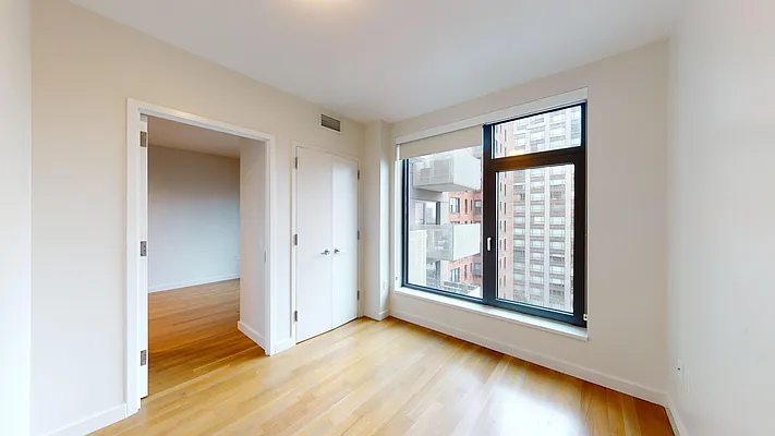 Rented by Bond New York | media 314