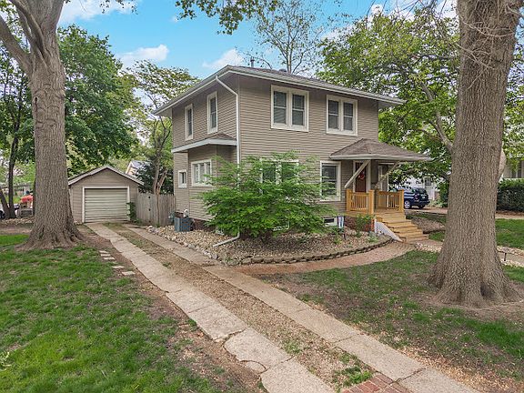 2nd image of 30 Payne Pl