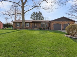 51732 Old Mill Rd, South Bend, IN
