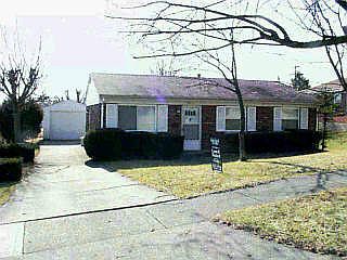 1st image of 82 W Twinbrook Dr