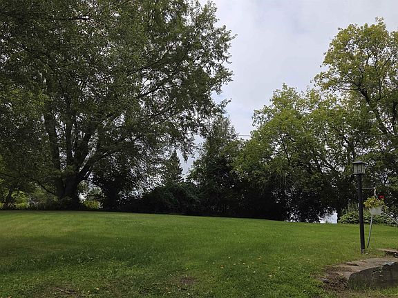3rd image of 461 North Derby Road